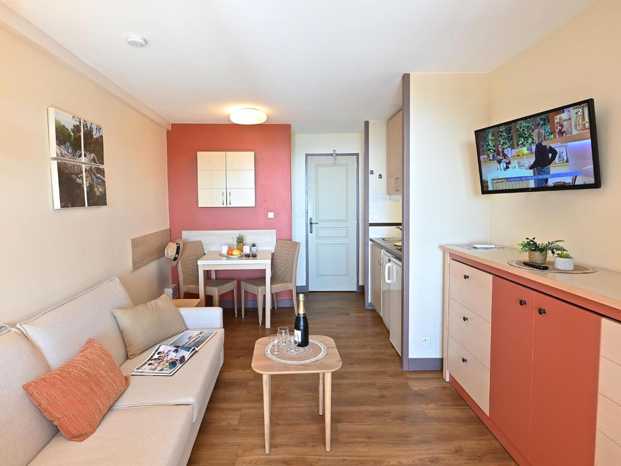 Apartment Village Cap Esterel - Le Village-9 By Interhome Сен-Рафаель Екстер'єр фото
