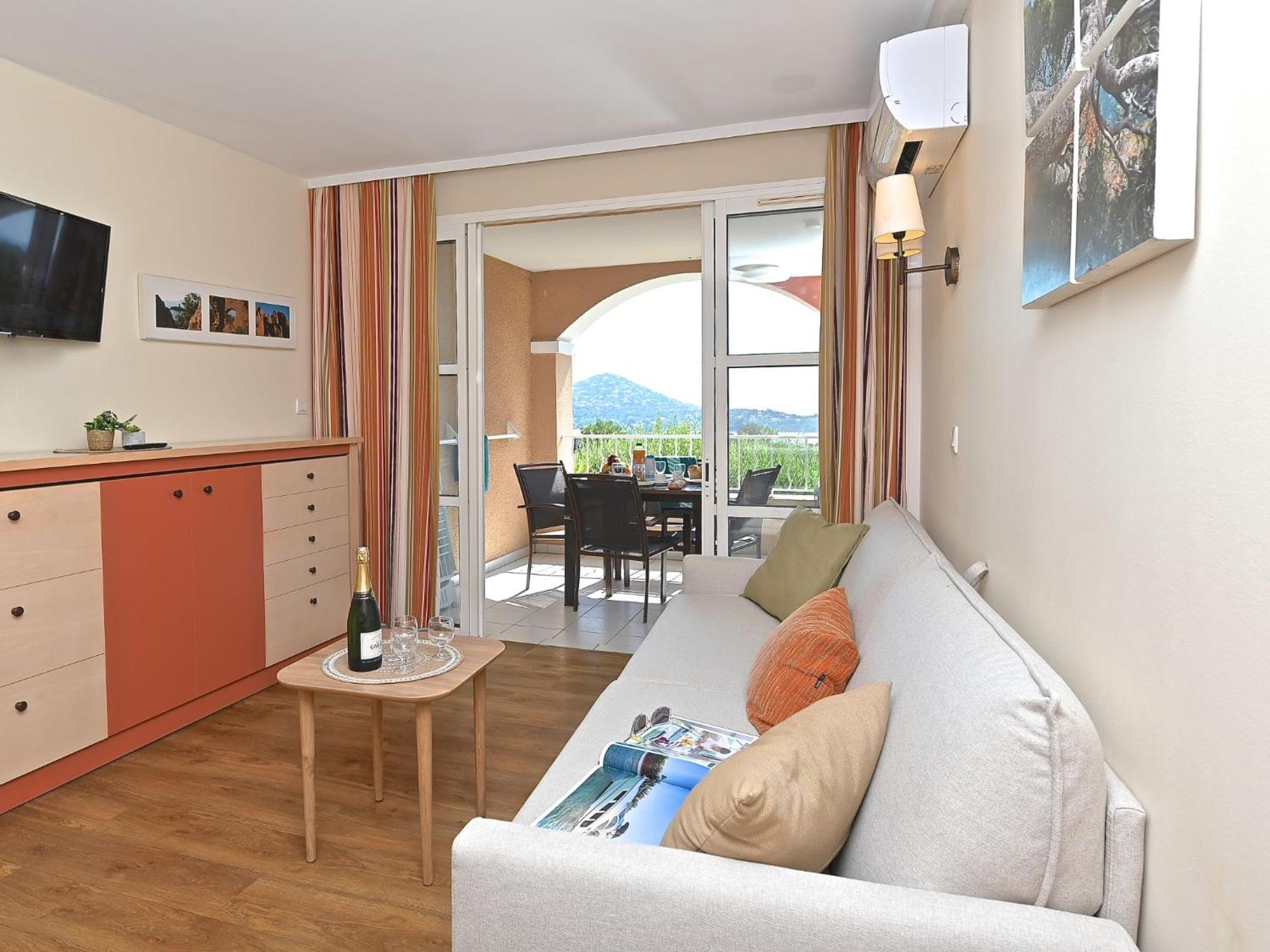 Apartment Village Cap Esterel - Le Village-9 By Interhome Сен-Рафаель Екстер'єр фото